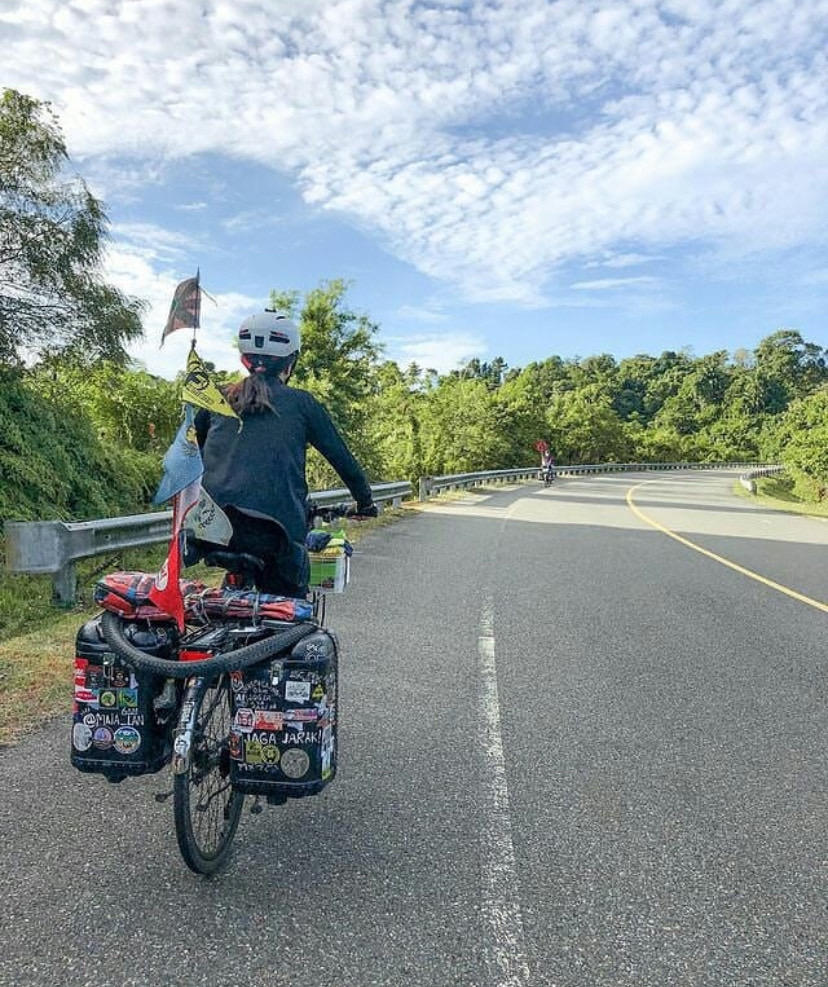 Cycling 10,000km: Promoting the "zero waste" movement in Indonesia