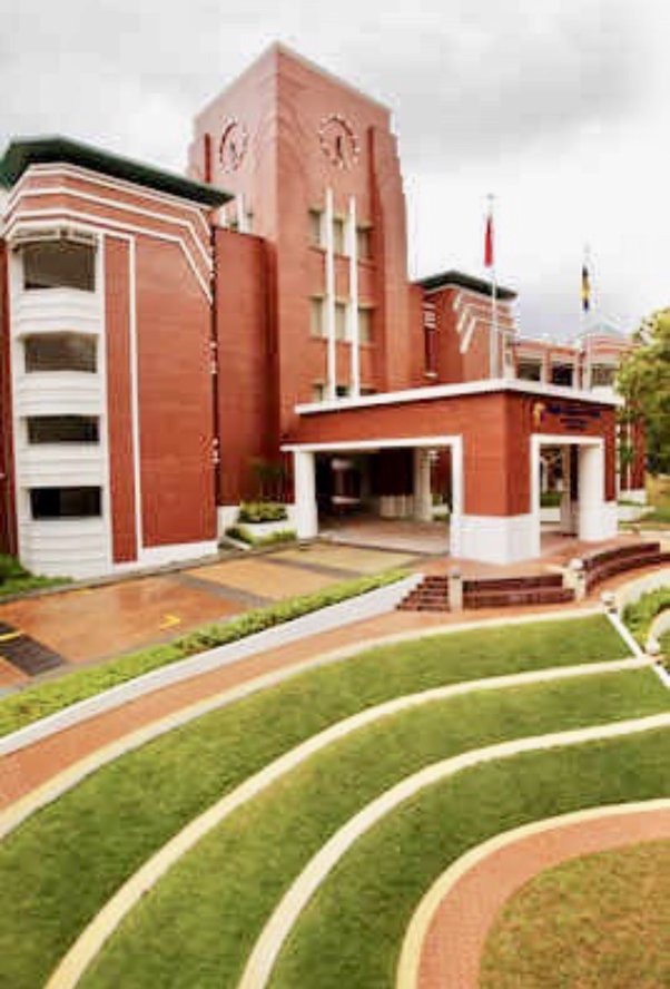 Educational opportunities: a gold mine reserved for the elite