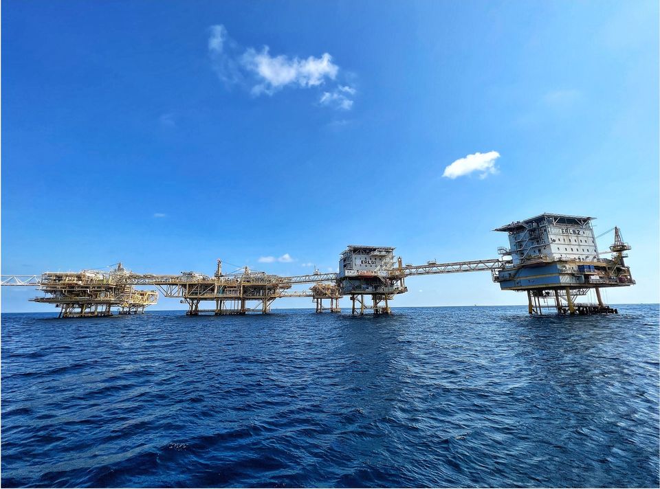 Protecting marine ecosystems and coastal communities