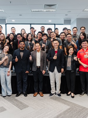 Tackling the digital skills gap in Singapore with sustainable career transitions into tech